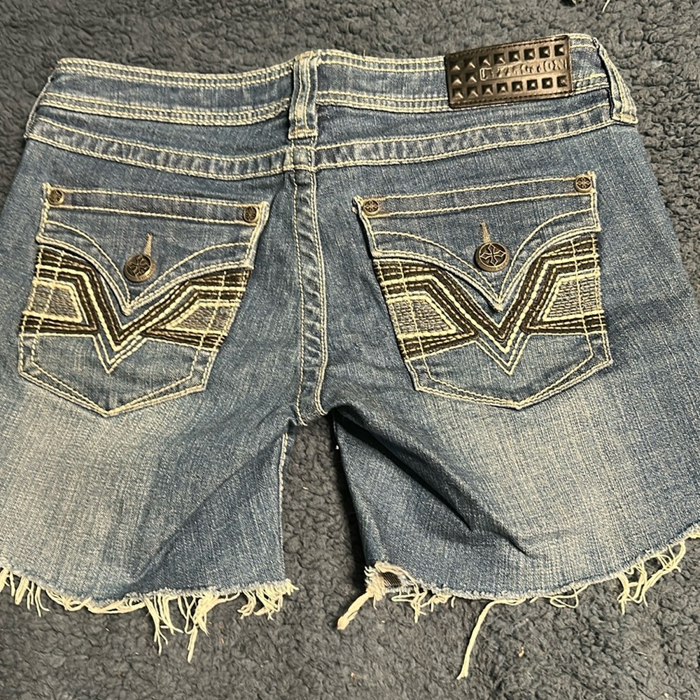 Affliction jean shorts women’s 28  Ziggy